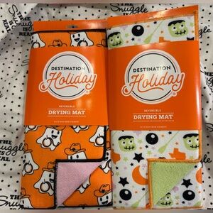 H-E-B HEB destination Holiday Cowboy drying mats Halloween